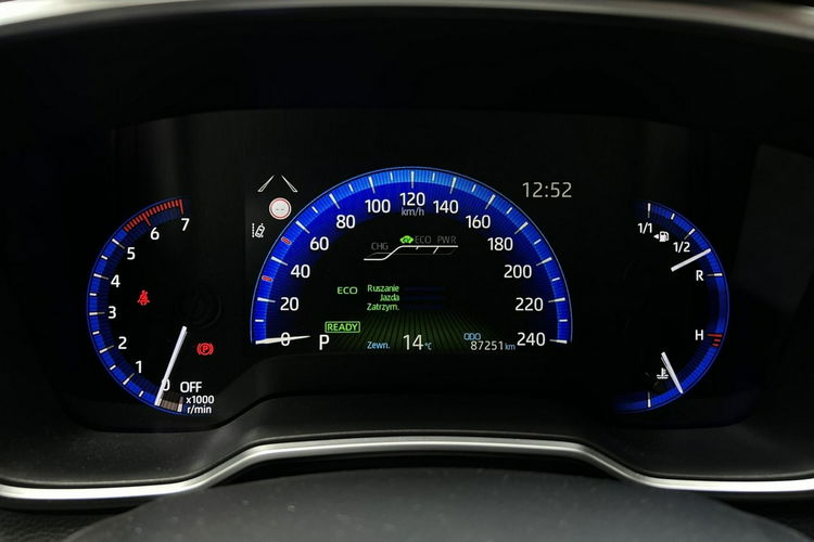 Toyota Corolla 1.8 HYBRID 122KM COMFORT STYLE TECH, salon Polska, gwarancja zdjęcie 11