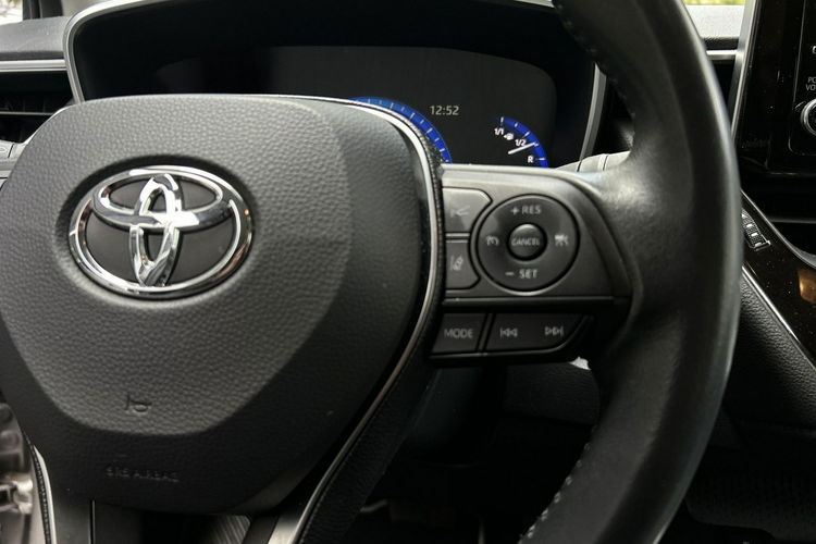 Toyota Corolla 1.8 HYBRID 122KM COMFORT STYLE TECH, salon Polska, gwarancja zdjęcie 20