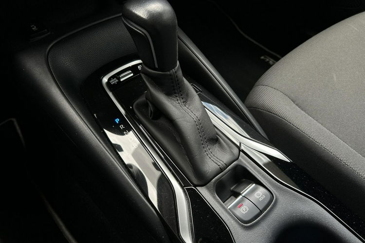 Toyota Corolla 1.8 HYBRID 122KM COMFORT STYLE TECH, salon Polska, gwarancja zdjęcie 22