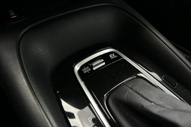 Toyota Corolla 1.8 HYBRID 122KM COMFORT STYLE TECH, salon Polska, gwarancja zdjęcie 25