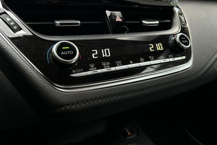 Toyota Corolla 1.8 HYBRID 122KM COMFORT STYLE TECH, salon Polska, gwarancja zdjęcie 27
