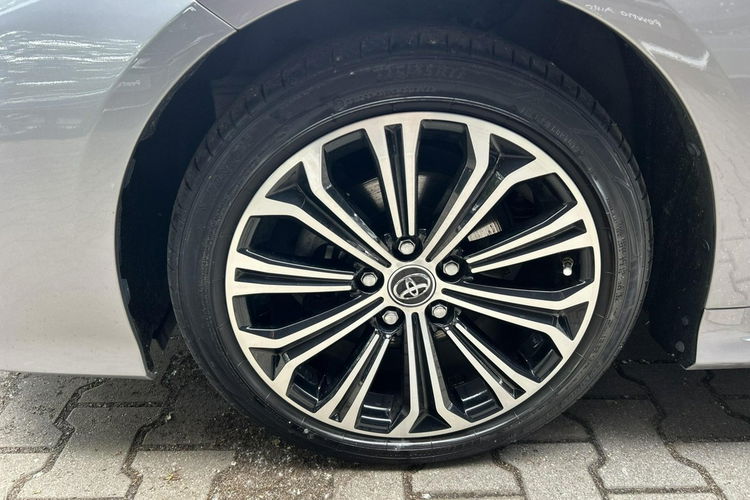 Toyota Corolla 1.8 HYBRID 122KM COMFORT STYLE TECH, salon Polska, gwarancja zdjęcie 31