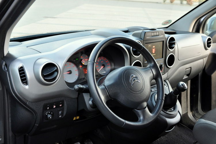 Citroen Berlingo 1.6HDI(99KM) Multispace Led Welur Reling I Właściciel Parktronik ASO zdjęcie 22