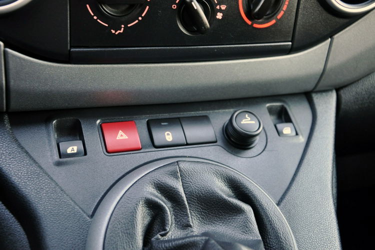 Citroen Berlingo 1.6HDI(99KM) Multispace Led Welur Reling I Właściciel Parktronik ASO zdjęcie 32