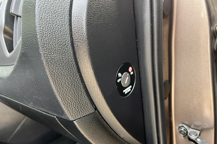 Kia Sportage 2.0 Automat Kamera Grzane Fotele Alu Ks Serw Stan BDB Bezwypadk Opłaco zdjęcie 27