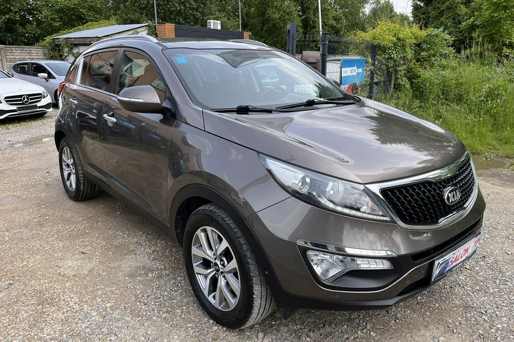 Kia Sportage 2.0 Automat Kamera Grzane Fotele Alu Ks Serw Stan BDB Bezwypadk Opłaco zdjęcie 3