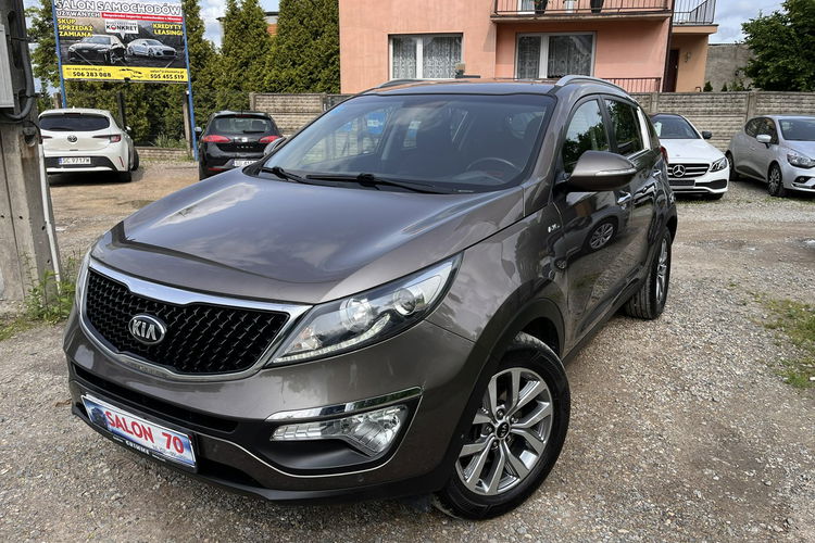 Kia Sportage 2.0 Automat Kamera Grzane Fotele Alu Ks Serw Stan BDB Bezwypadk Opłaco zdjęcie 7