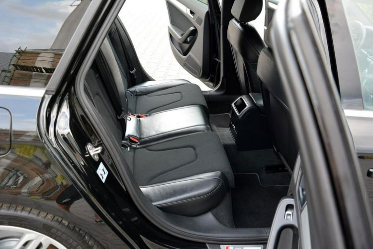 Audi A4 2.0TDI(190KM)Quattro 3xS-line Ledy BI-Xenon Skóry Navi MMI Alu19 zdjęcie 16