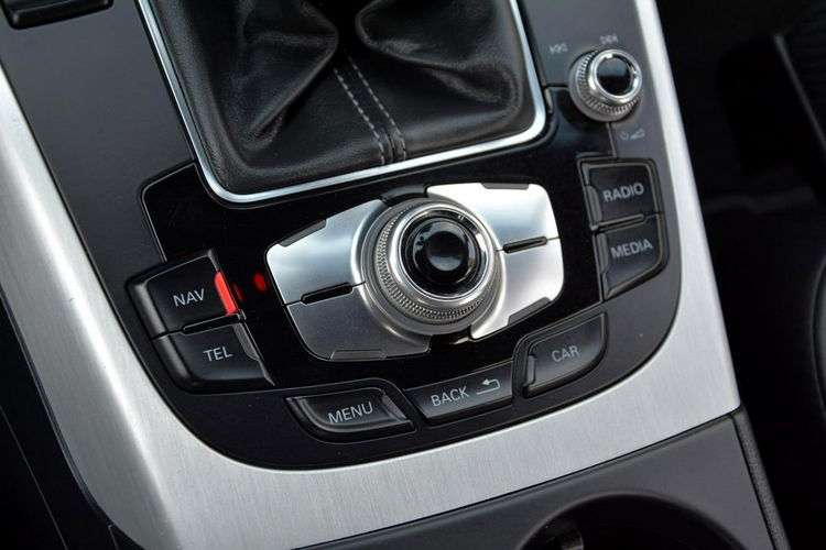 Audi A4 2.0TDI(190KM)Quattro 3xS-line Ledy BI-Xenon Skóry Navi MMI Alu19 zdjęcie 32