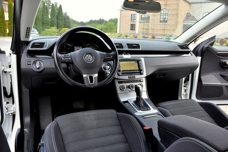 Volkswagen CC 2.0TDI(140KM) Radar Xenon Led Navi Kamera BLS Chrom Welur Masaże Alu17 zdjęcie 29