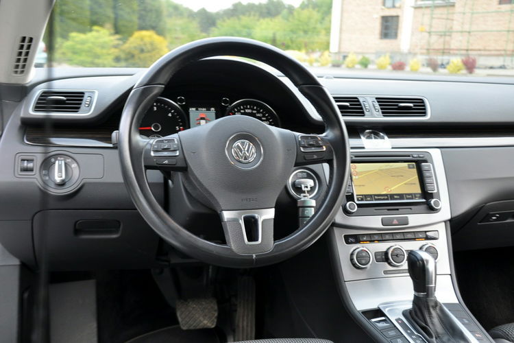 Volkswagen CC 2.0TDI(140KM) Radar Xenon Led Navi Kamera BLS Chrom Welur Masaże Alu17 zdjęcie 30
