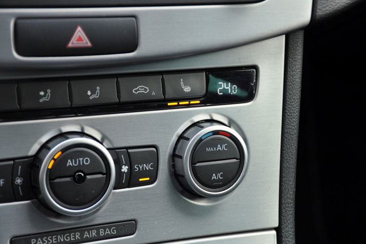 Volkswagen CC 2.0TDI(140KM) Radar Xenon Led Navi Kamera BLS Chrom Welur Masaże Alu17 zdjęcie 34