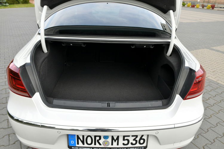 Volkswagen CC 2.0TDI(140KM) Radar Xenon Led Navi Kamera BLS Chrom Welur Masaże Alu17 zdjęcie 38