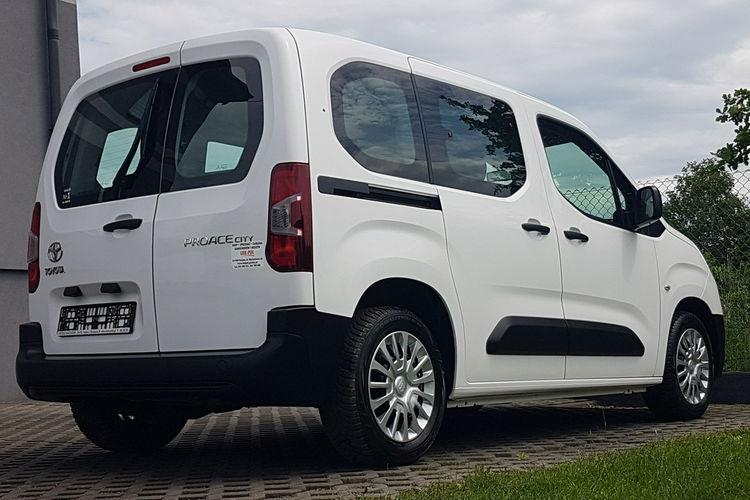 Toyota Proace City Verso 1, 5 D4D KRAJOWY KLIMA TEMPOMAT BERLINGO DOBLO zdjęcie 28