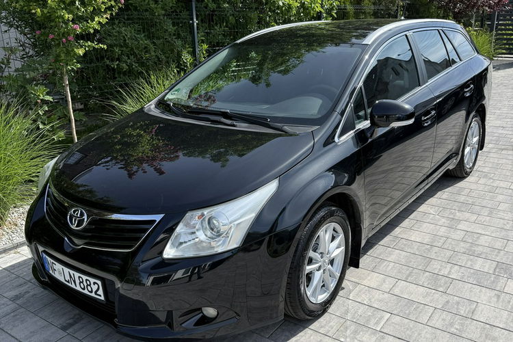 Avensis niezawodna toyota zdjęcie 1