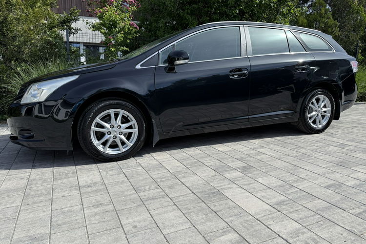 Avensis niezawodna toyota zdjęcie 11