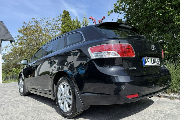 Avensis niezawodna toyota zdjęcie 12