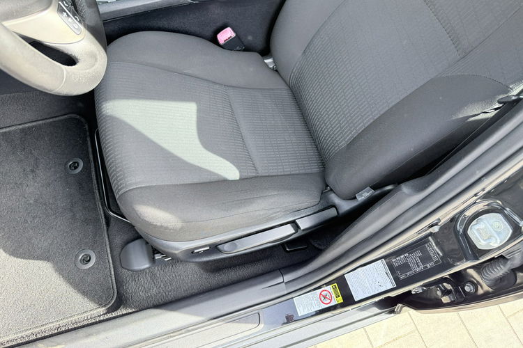 Avensis niezawodna toyota zdjęcie 16