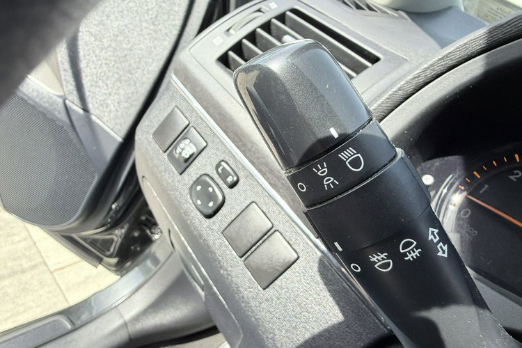 Avensis niezawodna toyota zdjęcie 18