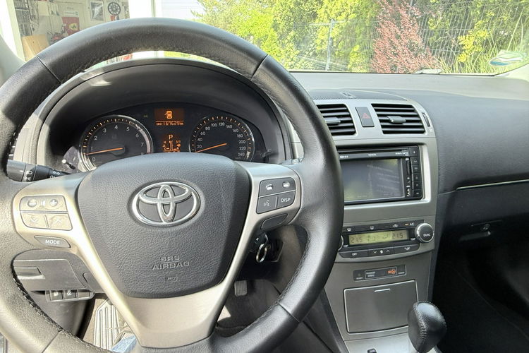 Avensis niezawodna toyota zdjęcie 19
