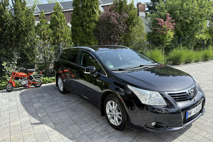 Avensis niezawodna toyota zdjęcie 2