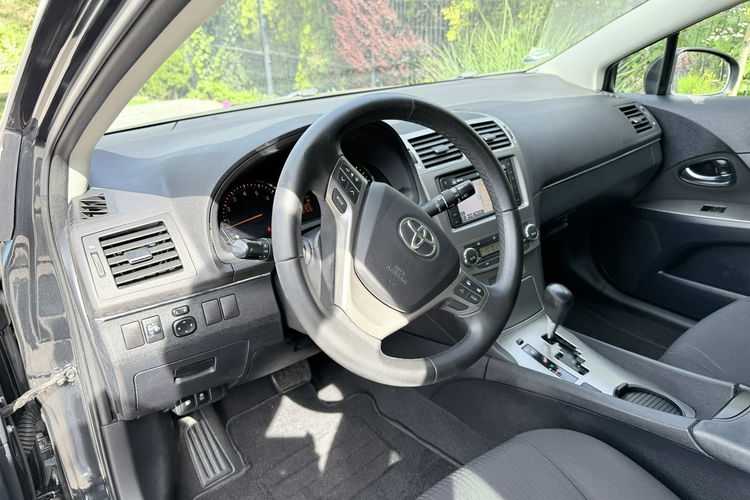 Avensis niezawodna toyota zdjęcie 4