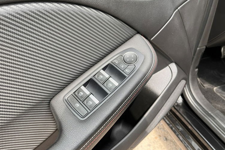 Renault Clio 1.3 131PS "RS LINE" Automat Skóry Navi Tablet ALu Stan BDB Zarejesrowa zdjęcie 18