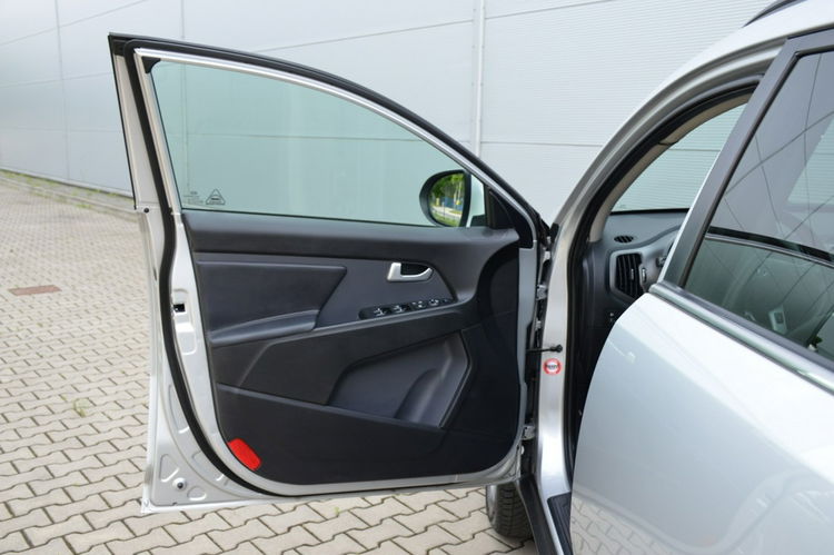 Kia Sportage Opłacona 2.0i DOHC 163KM Serwis 4x4 Navi Skóra Android Car zdjęcie 19