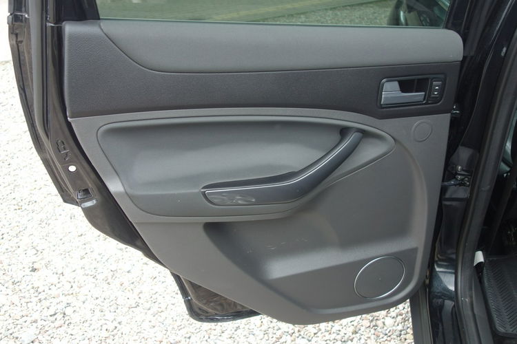 Kuga FORD KUGA zdjęcie 14