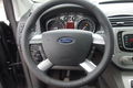 samochód osobowy Ford zdjęcie 20