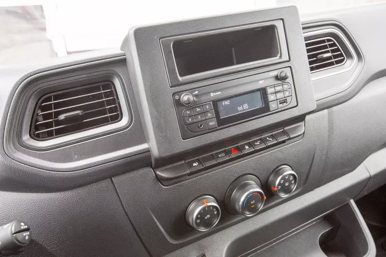 Renault Master L3H2 2.3 DCI Blaszak zdjęcie 12