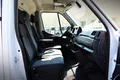 samochód dostawczy Renault zdjęcie 14