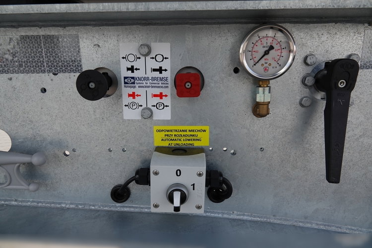 ZASŁAW WYWROTKA 25 m3 / FABRYCZNIE NOWA / OŚ PODNOSZONA /  STALOWA / RYNNA WANNA HP / DOSTĘPNA OD RĘKI zdjęcie 15