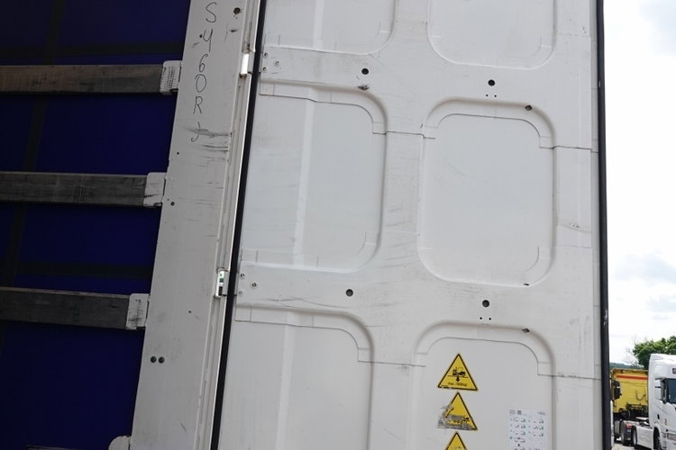 Krone / FIRANKA / STANDARD / OPONY 100% / DACH PODNOSZONY / OŚ PODNOSZONA zdjęcie 14