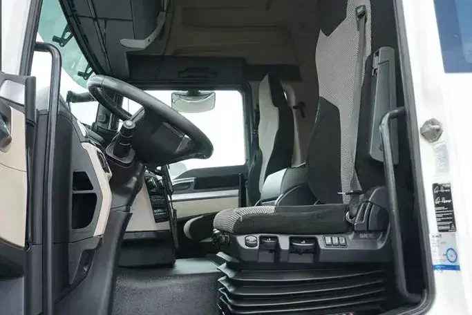 MAN TGM / 26.340 / 6 X 2 / SKRZYNIOWY + HDS + WINDA / PALFINGER PK 19001 SLD5 / WYSIĘG 15 M zdjęcie 28