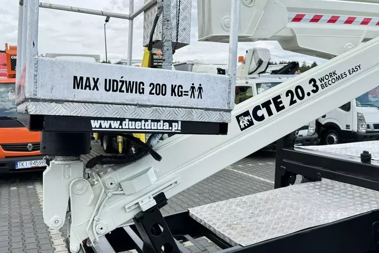 Nissan Cabstar zdjęcie 18