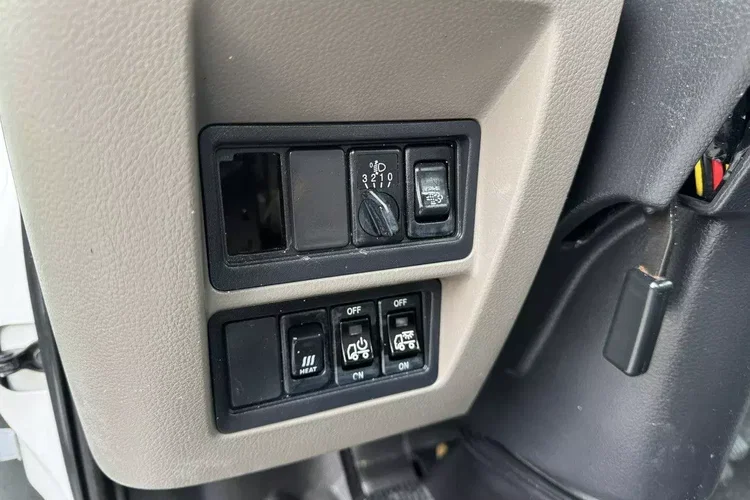 Nissan Cabstar zdjęcie 26