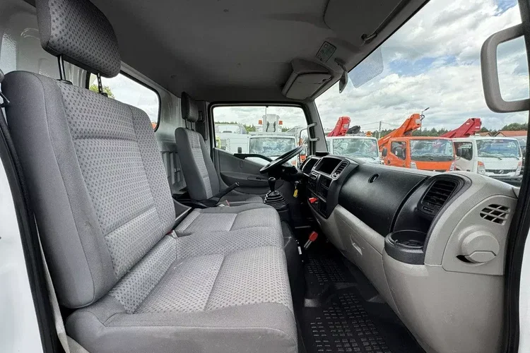 Nissan Cabstar zdjęcie 30