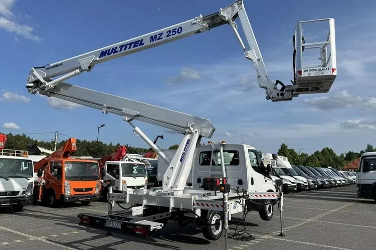 Iveco Daily 35S14 zdjęcie 17