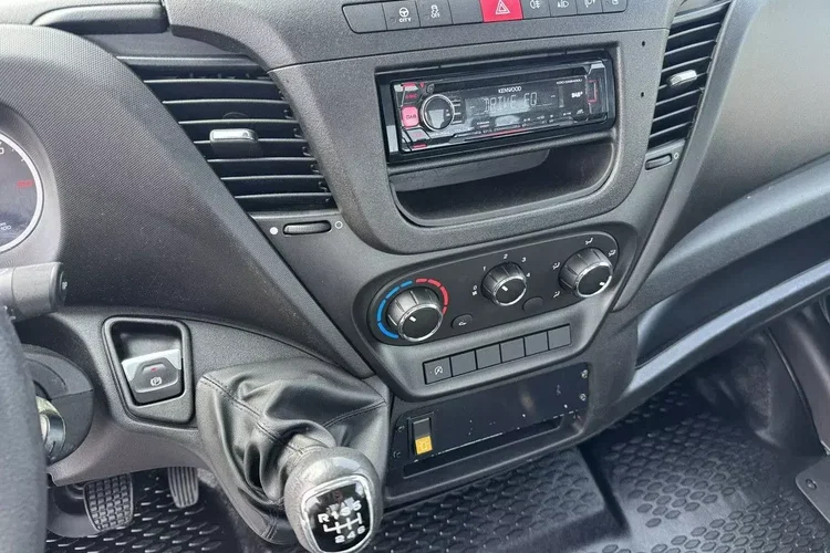 Iveco Daily 35S14 zdjęcie 28