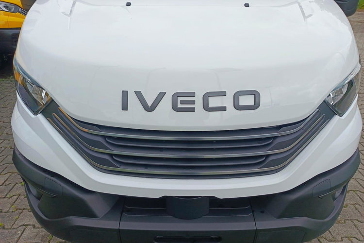 IVECO Daily 35S18HA8 V zdjęcie 12