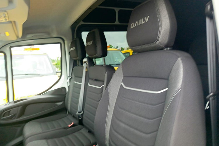 IVECO Daily 35S18HA8 V zdjęcie 21