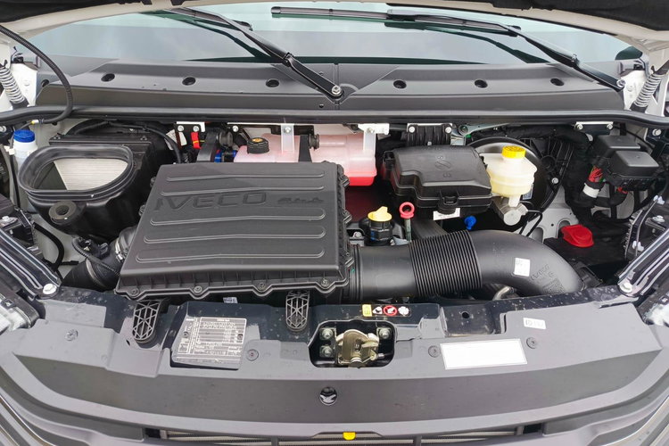 IVECO Daily 35S18HA8 V zdjęcie 24