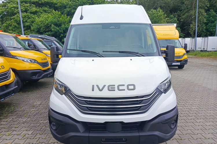 IVECO Daily 35S18HA8 V zdjęcie 2