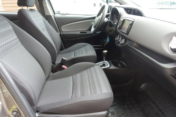 Toyota Yaris Oferta Prywatna Automat Salon PL zdjęcie 12