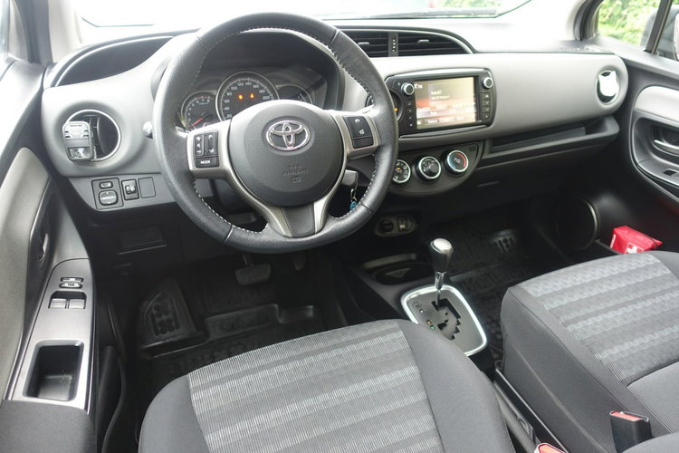 Toyota Yaris Oferta Prywatna Automat Salon PL zdjęcie 16