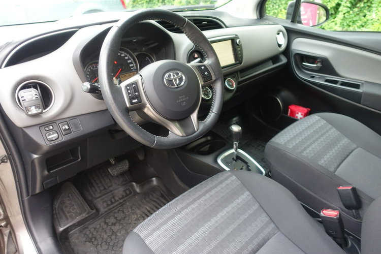 Toyota Yaris Oferta Prywatna Automat Salon PL zdjęcie 8