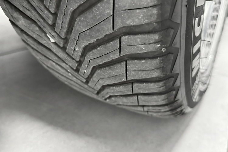 Renault Scenic 1.6 dCi 130KM INTENS Full LED Panorama HeadUp PDC 360 BOSE zdjęcie 11