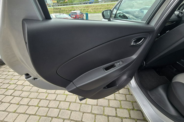 Captur Oryginał 100%,  pełny serwis aso renault. zdjęcie 24