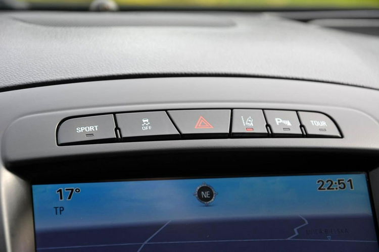 Opel Insignia Bi-Xenon Ledy 4X4 Zegary Virtual Radar Lane Assist Navi 2xParktr zdjęcie 30